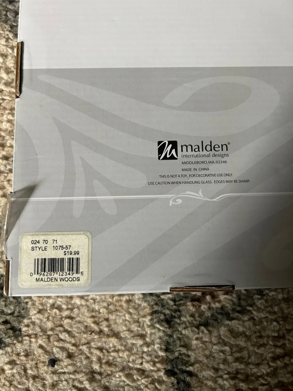 NWT Malden Classics Collection Ornate Bronze Photo Frame